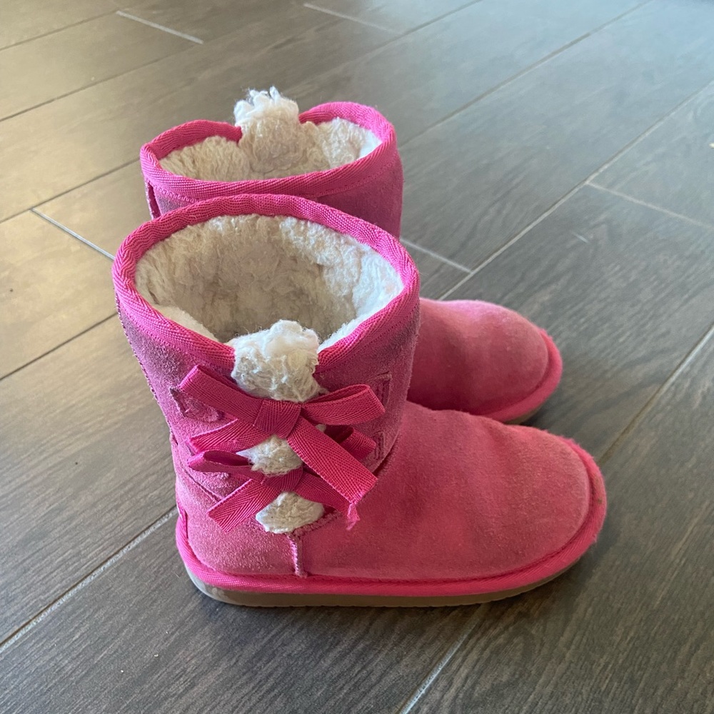 Pink Koolaburra by Ugg Victoria Short Boots
